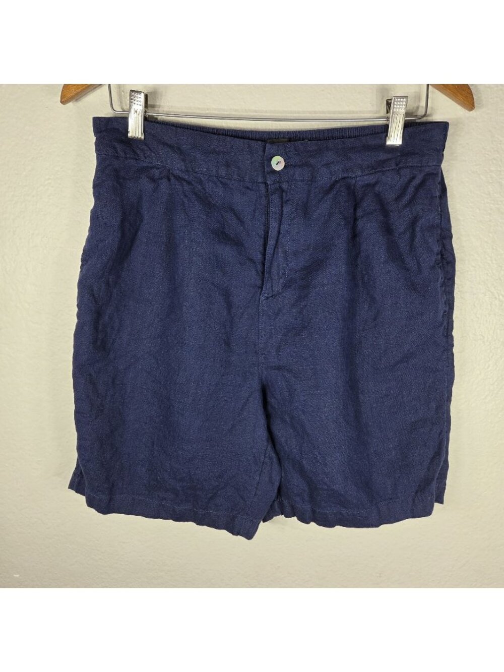 Tahari Women's 100% Linen Navy Blue Shorts Size L Elastic Waist Pockets Resort